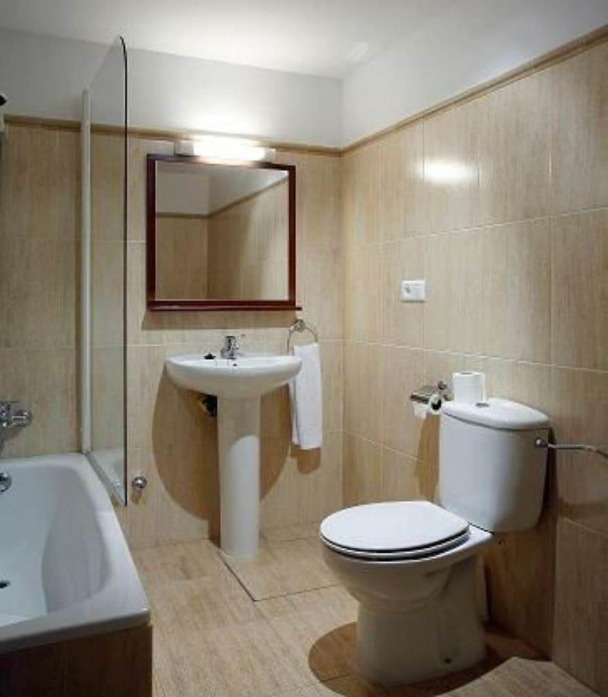 Apartamentos Aldea Del Puente Onís Esterno foto