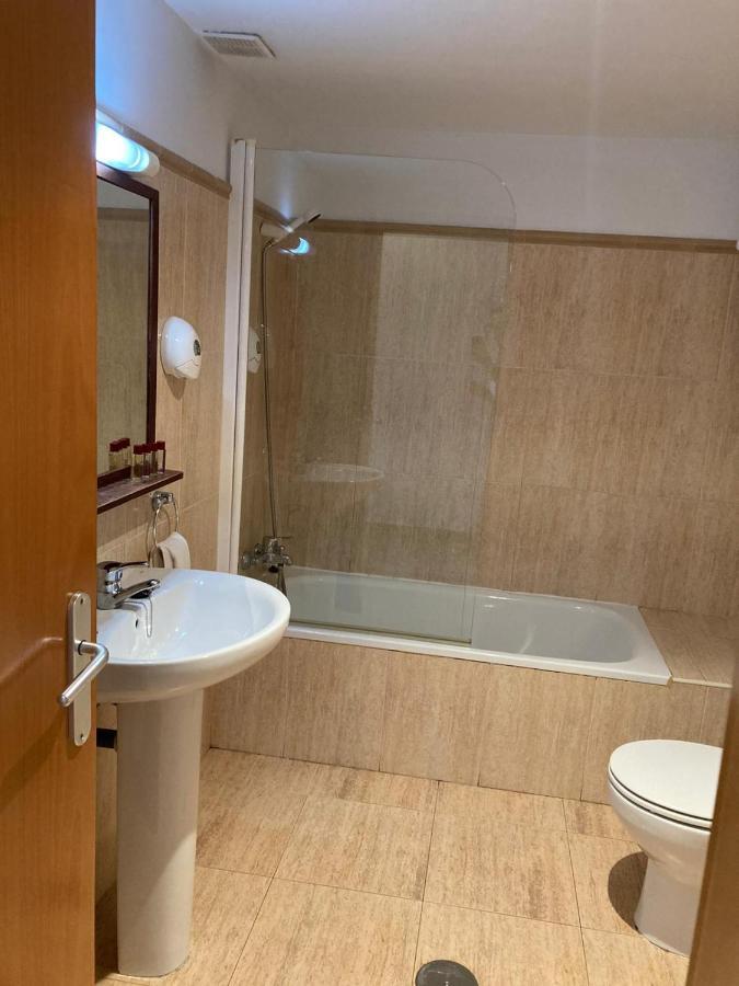 Apartamentos Aldea Del Puente Onís Esterno foto
