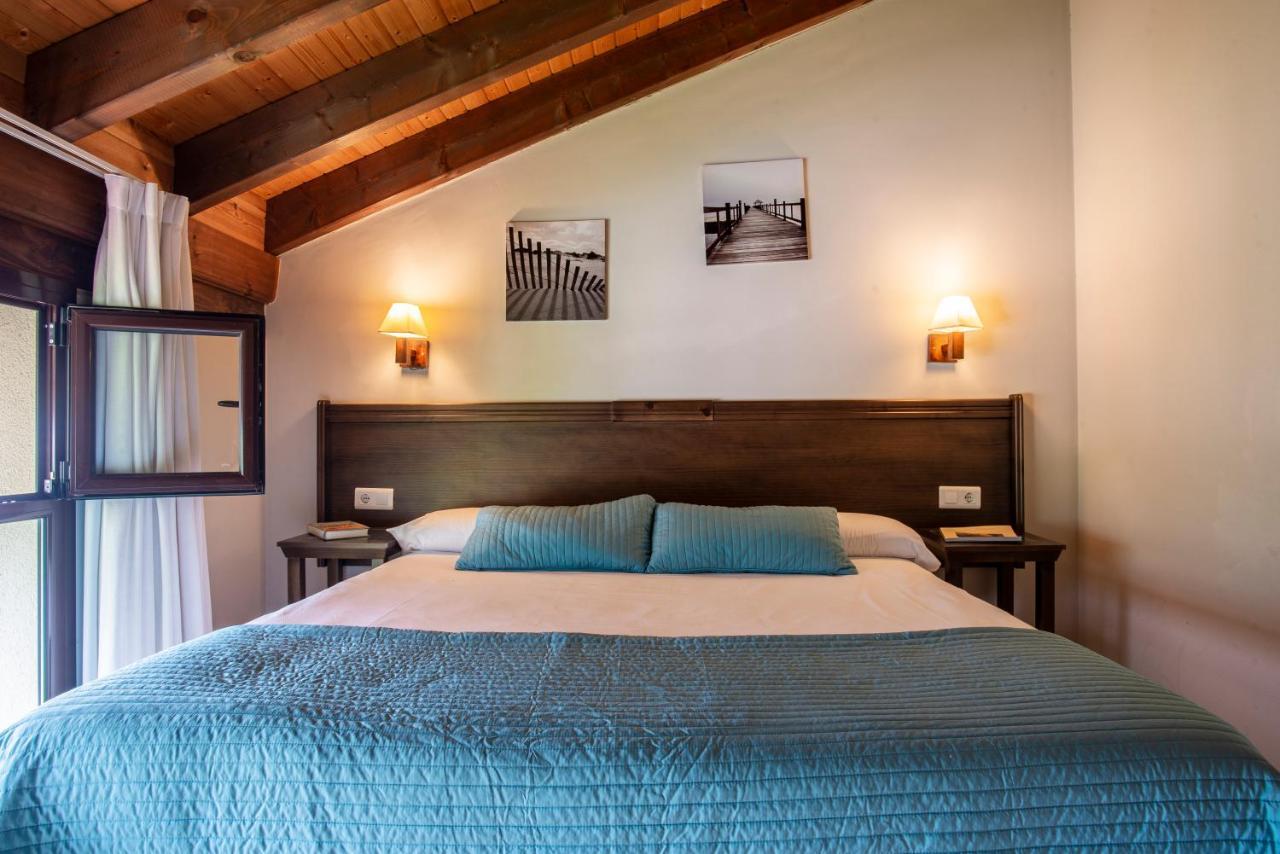 Apartamentos Aldea Del Puente Onís Esterno foto