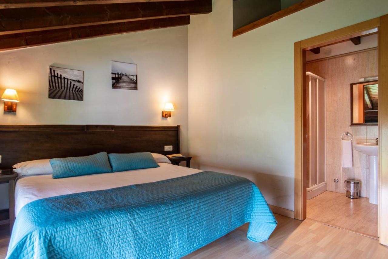Apartamentos Aldea Del Puente Onís Esterno foto