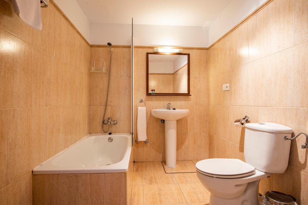 Apartamentos Aldea Del Puente Onís Esterno foto