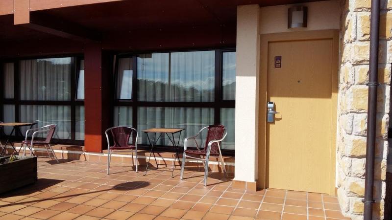 Apartamentos Aldea Del Puente Onís Esterno foto