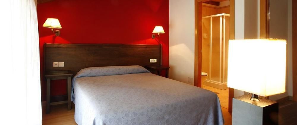 Apartamentos Aldea Del Puente Onís Esterno foto