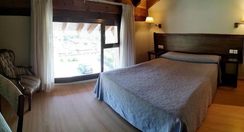 Apartamentos Aldea Del Puente Onís Esterno foto